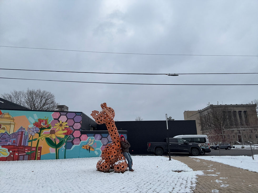 Just keeping it chill with a Giraffe statue