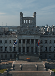 UHD_Final Cut 31 de mayo subtitulos finales.01_25_17_03.Still057.png