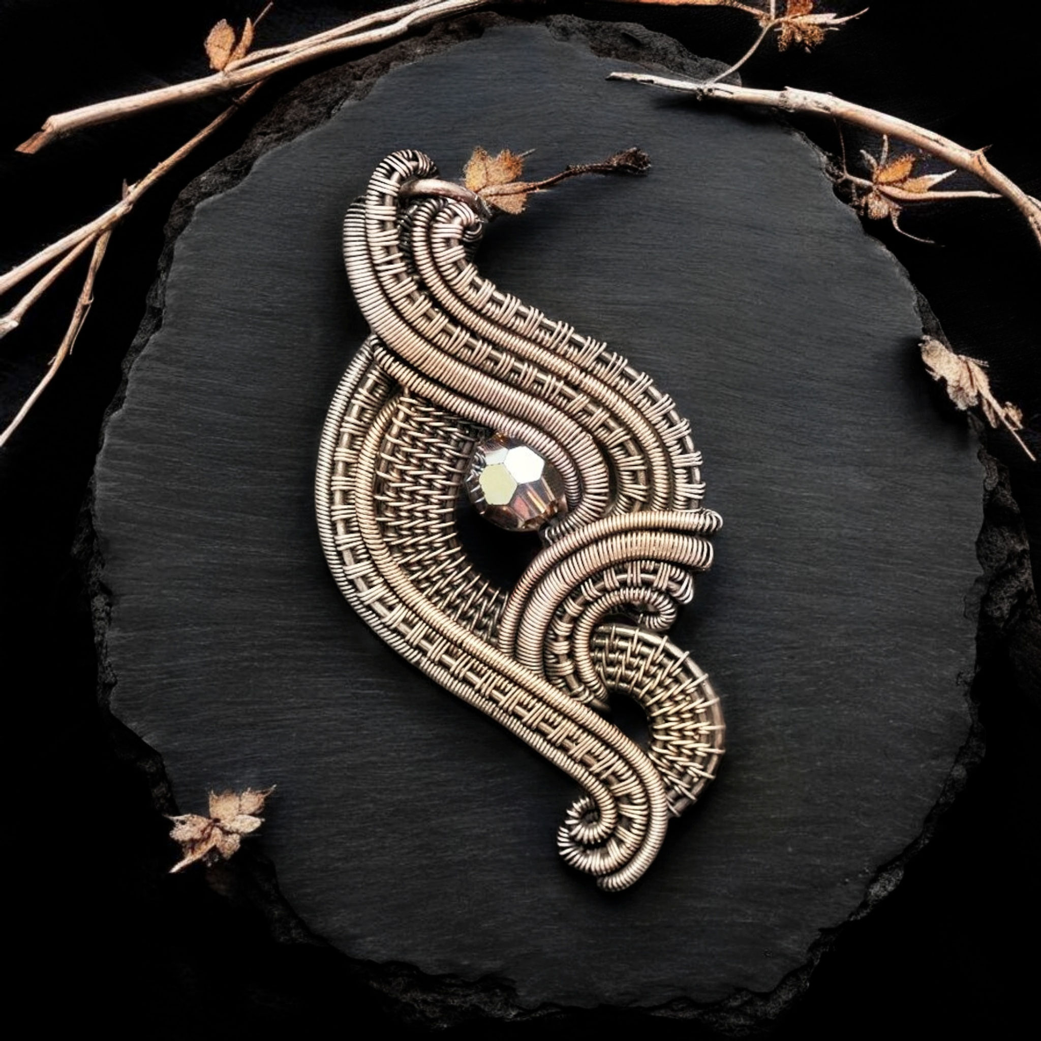 Crystal Cocoon Pendant PDF Tutorial