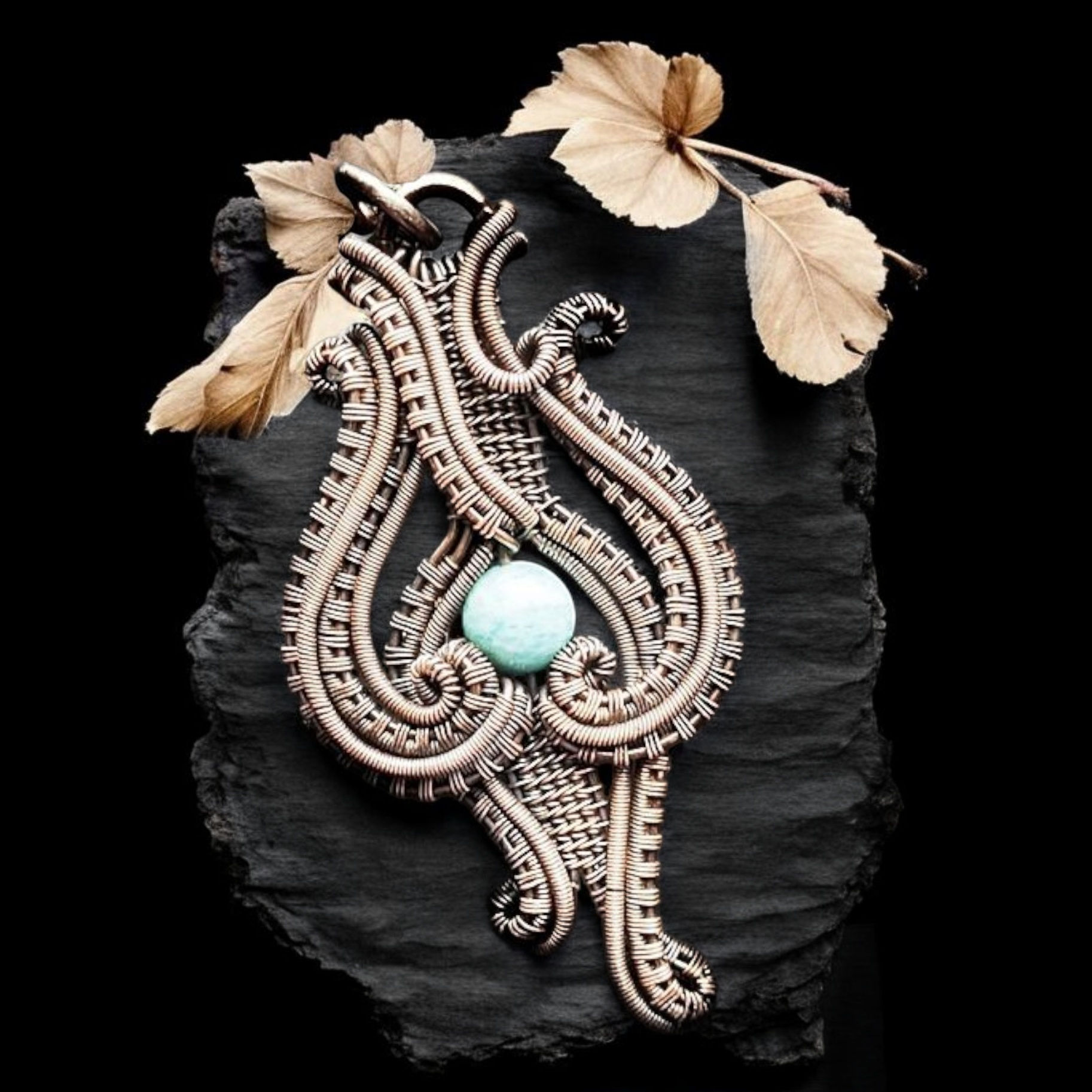 Hearts Wires Pendant PDF Tutorial