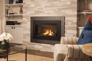 H4 Series shown with Logs, Landscape Out