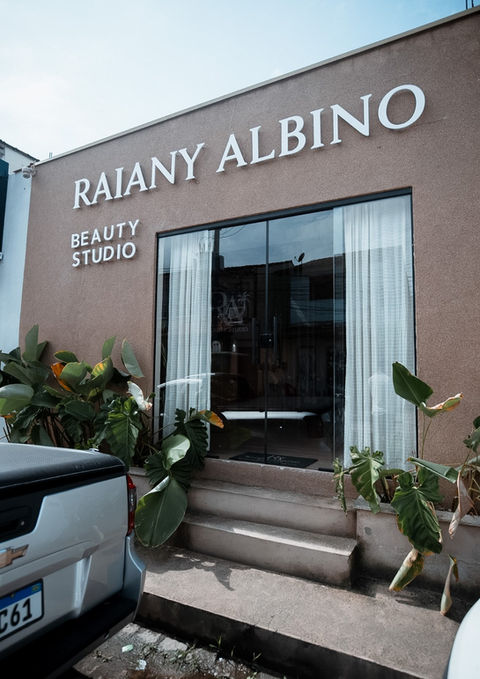 STUDIO RAIANY ALBINO
