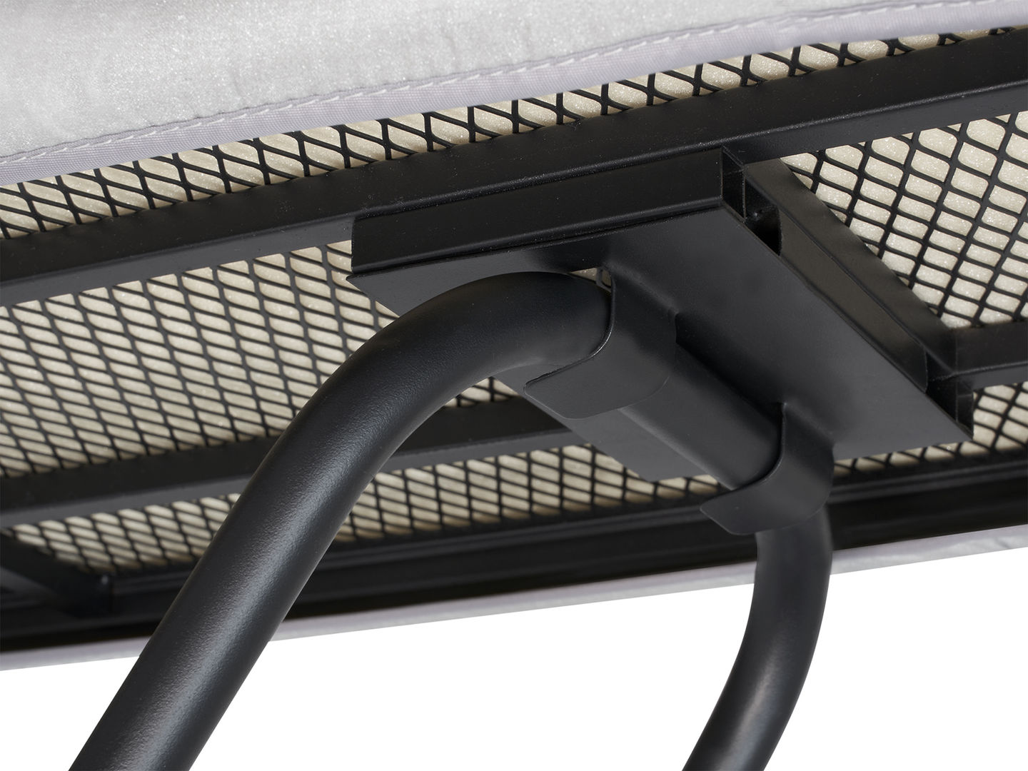 Berkshire Ironing Centre in Light Grey with 1200W Steam Iron detail