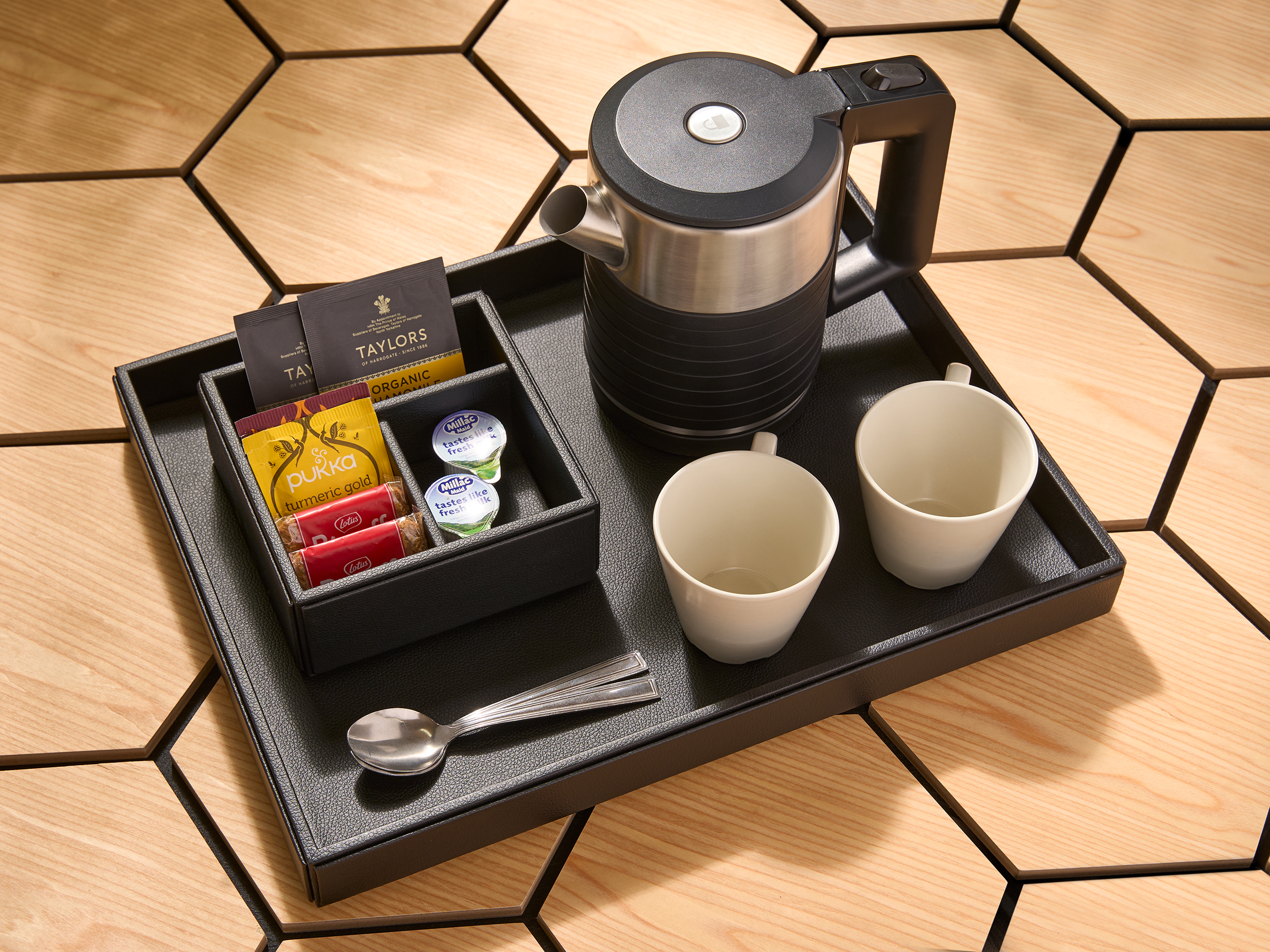 Highland Standard Hospitality Tray view 2