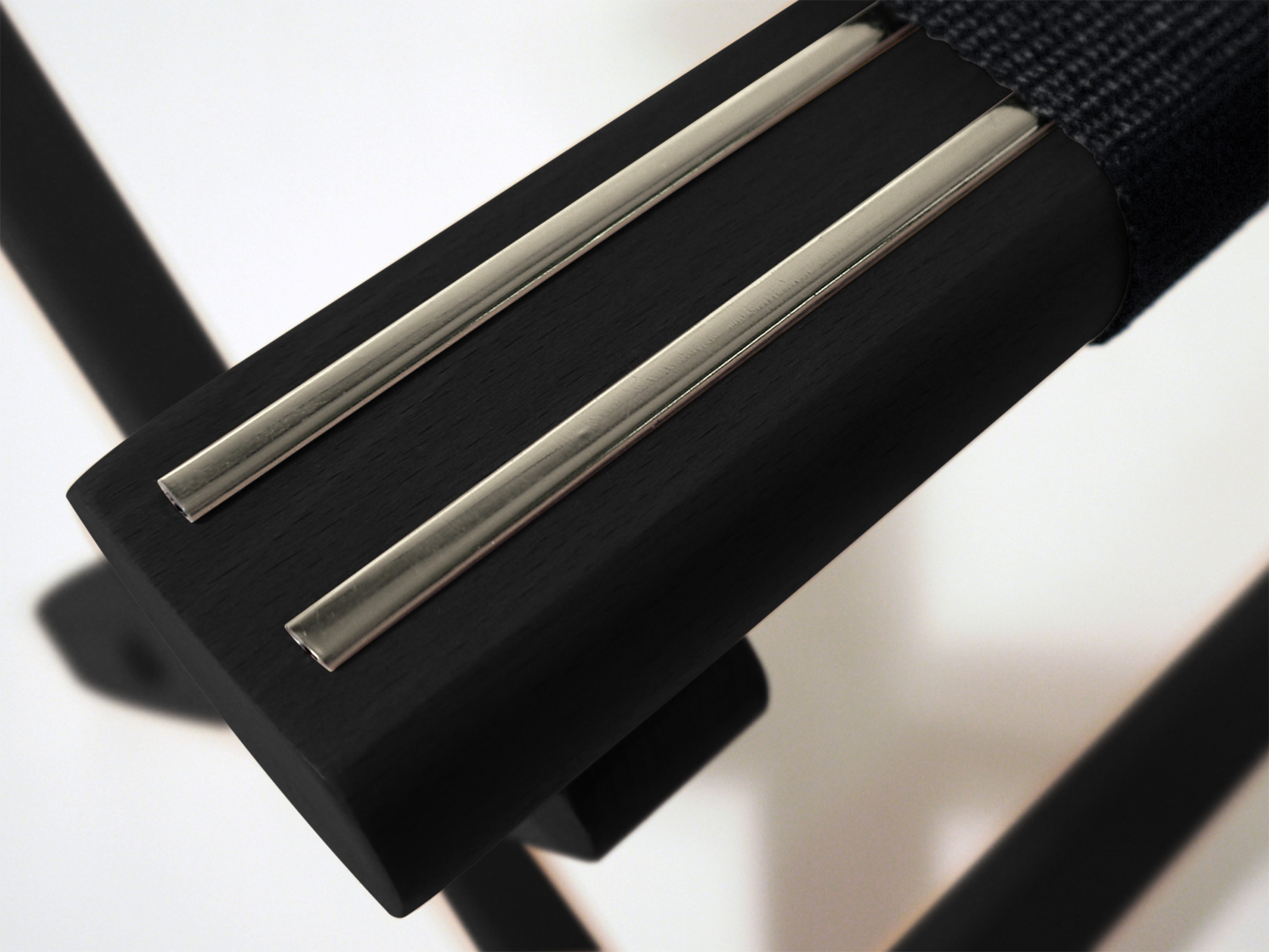 York Luggage Rack in Black view 4