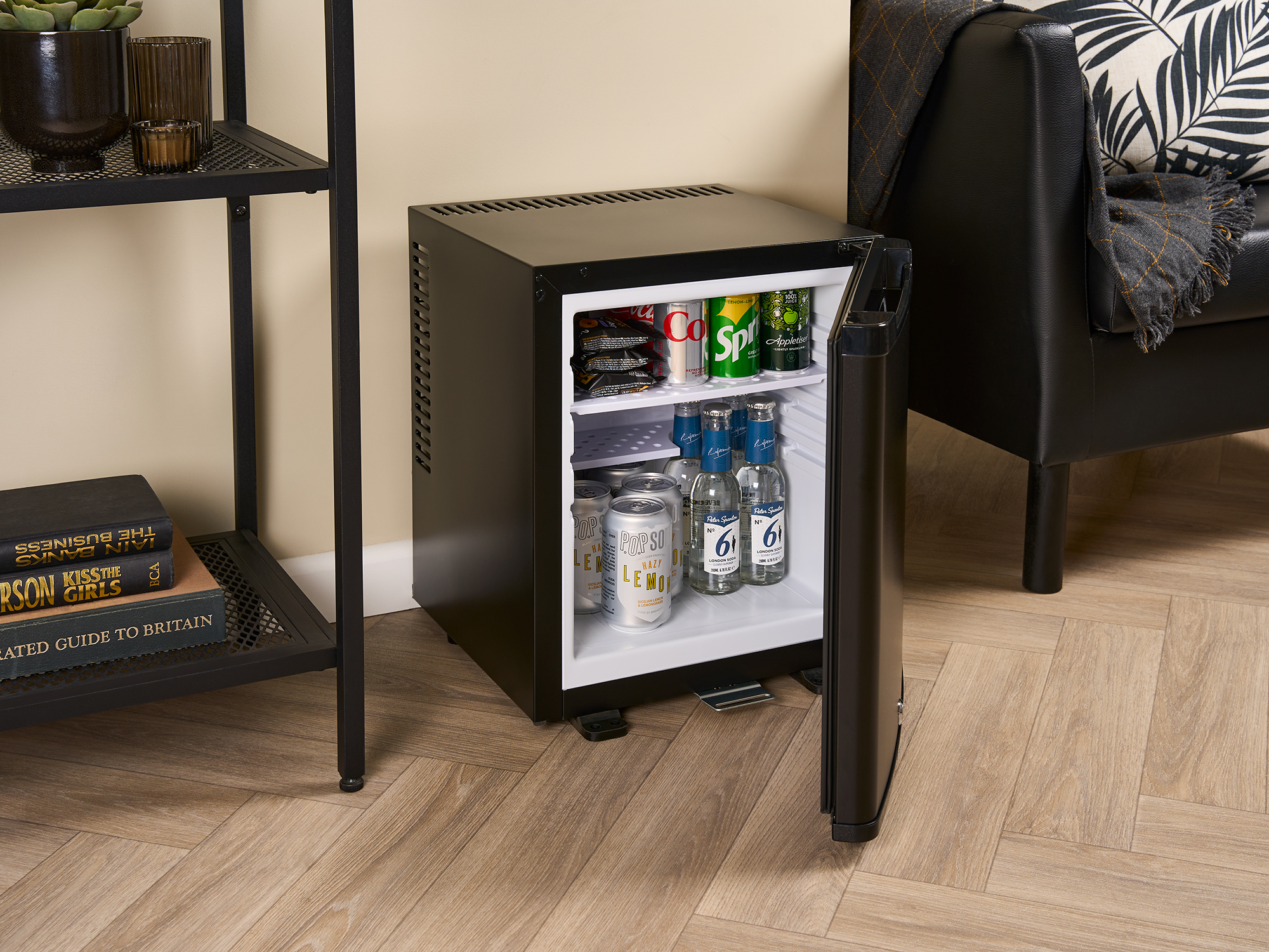 Eton 20L Solid Door Minibar view 2
