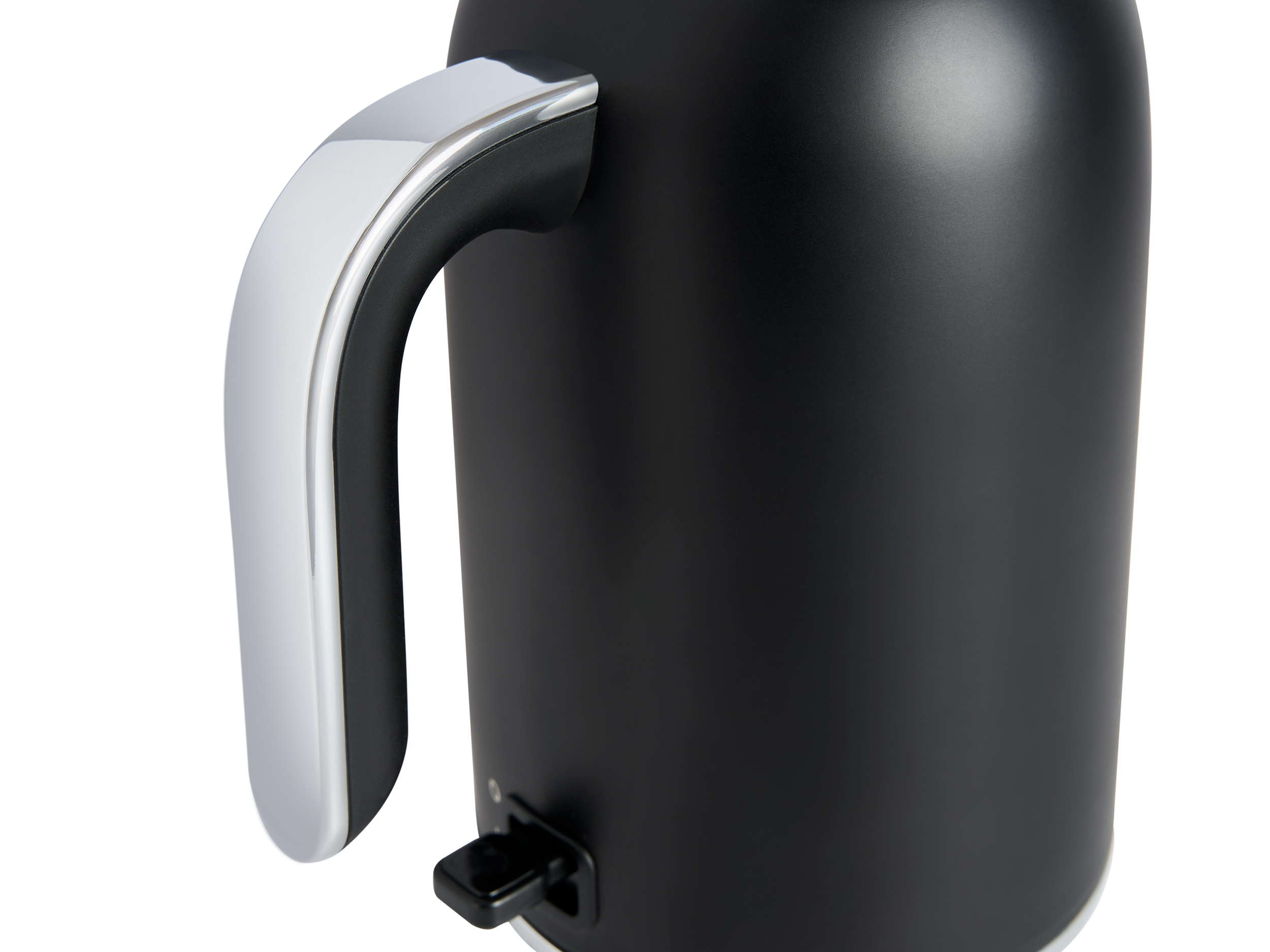 1.8L Kettle (Hertford / SD-259B) in Black & Chrome view 4