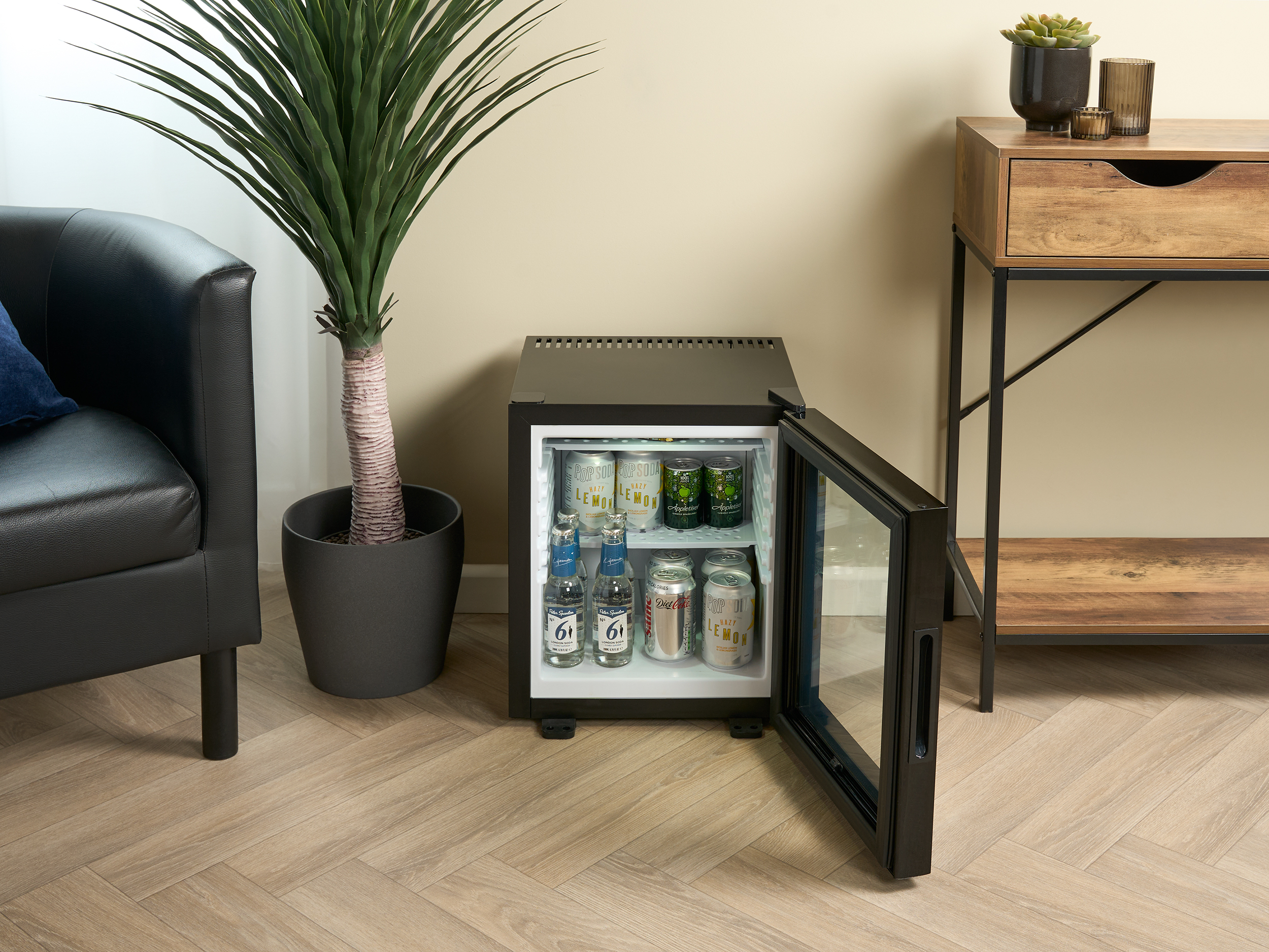 Eton 20L Glass Door Minibar view 5