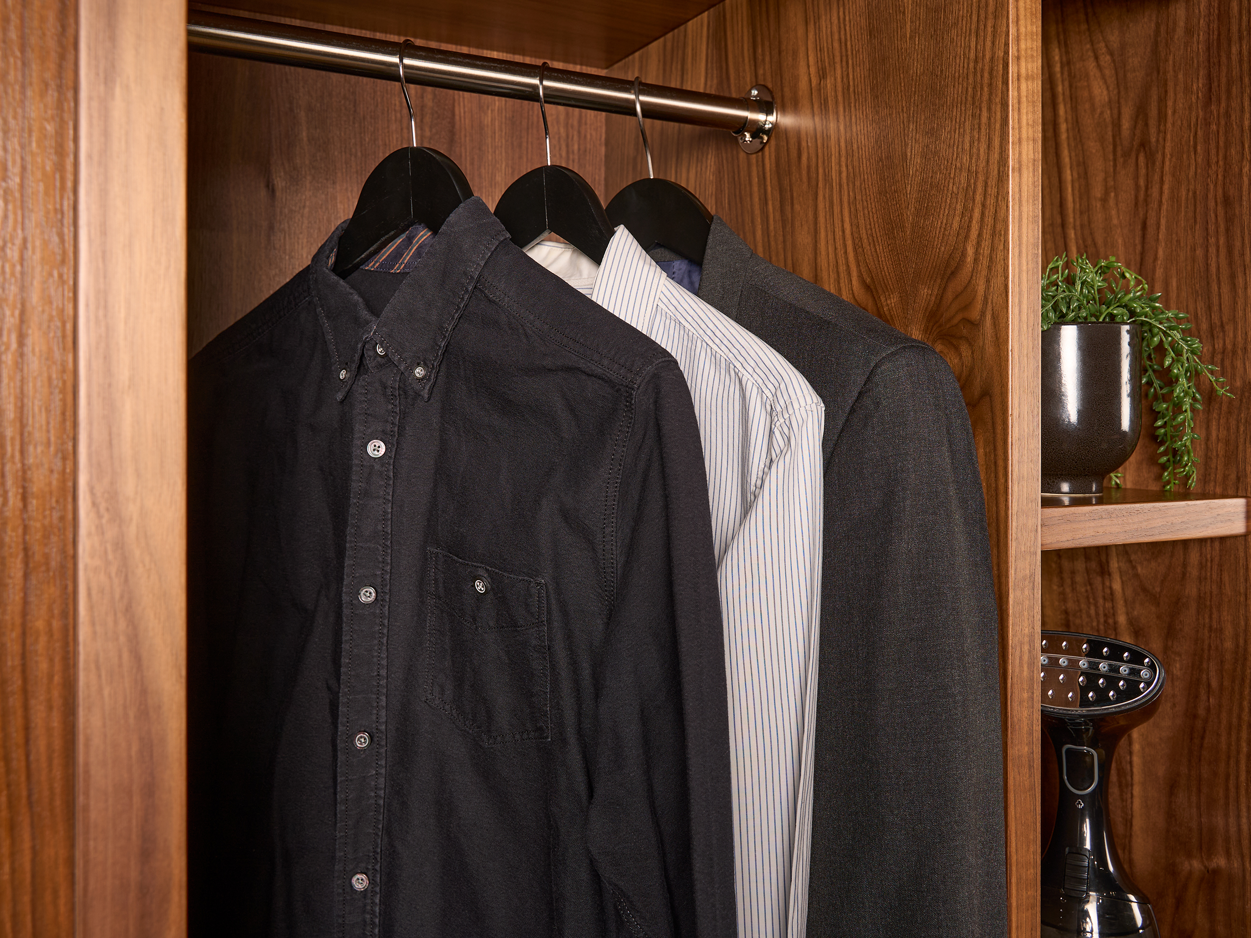 Chelsea Guest Hanger in Black view 2