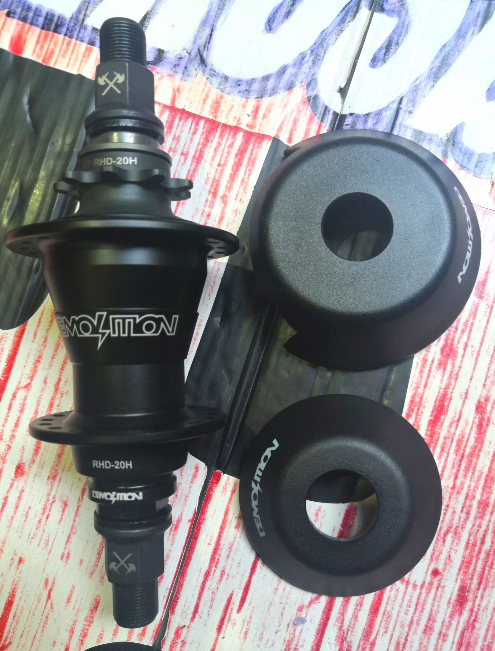 MAZA DE CASSETTE DEMOLITION WHISTLER PRO 36H 9T EJE 14MM C/ GUARDAS PIEZA NEGRO