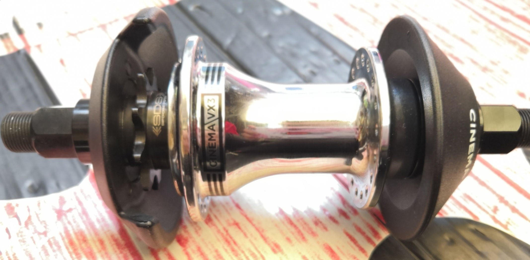 MAZA DE CASSETTE CINEMA VX3 BIDIRRECIONAL C/GUARDAS EJE PIEZA PULIDO