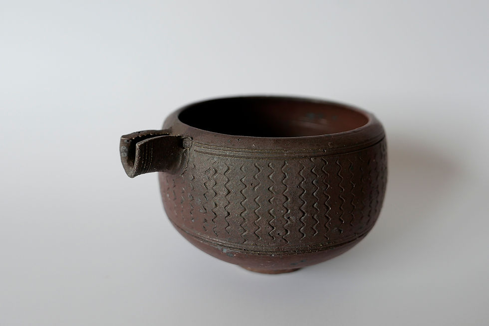 サムネイル： 南蛮焼締片口