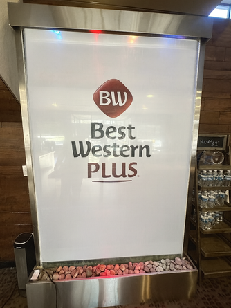 Best Western Plus custom lobby sign by Dayton office graphics experts.