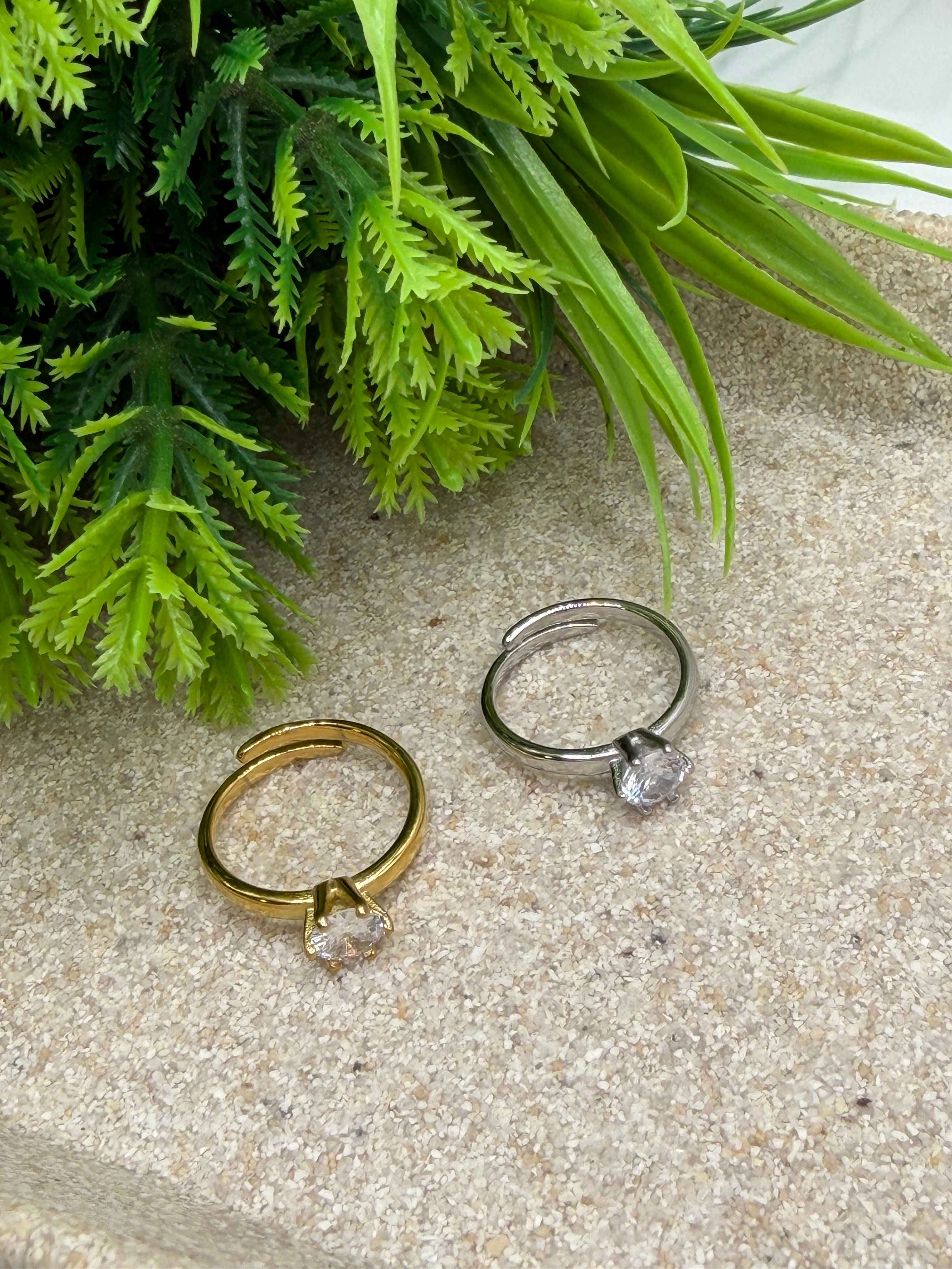 Anello regolabile solitario