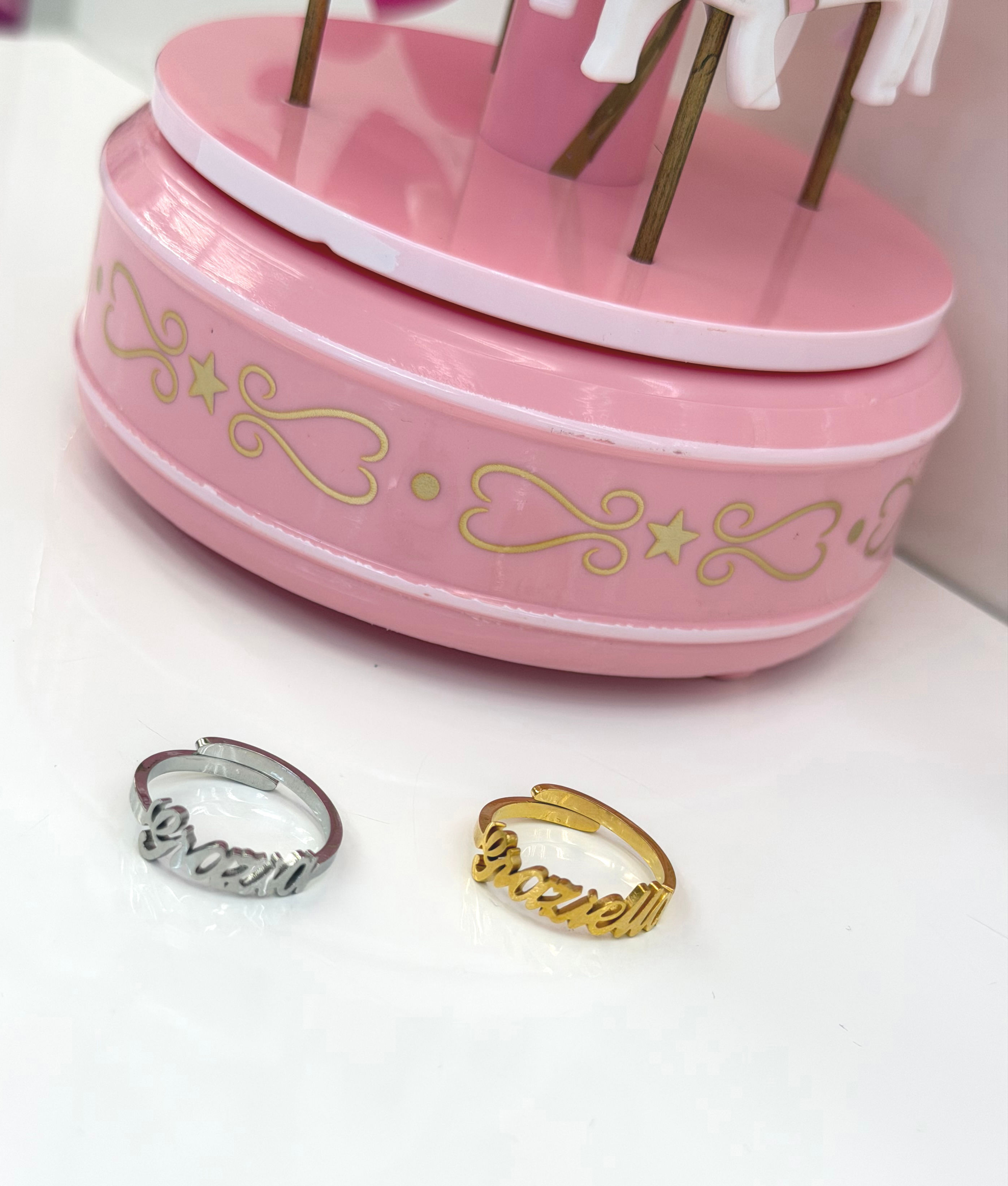 Anello nome Corsivo dalla A alla F