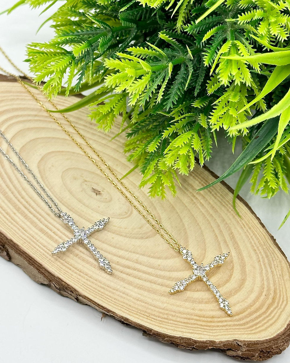 Collana croce super strass