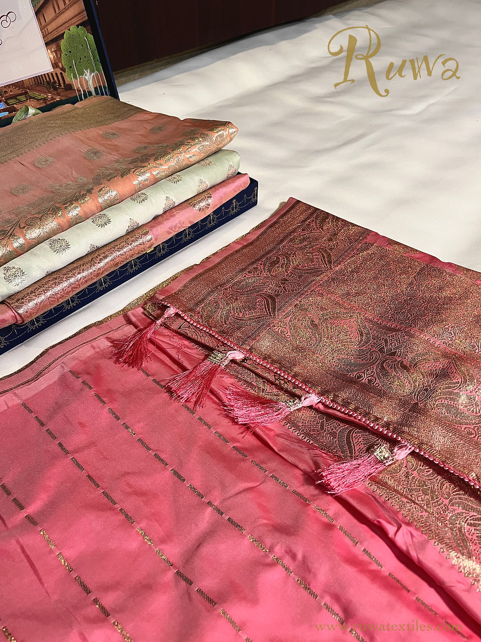 Thumbnail: Satin Pattu