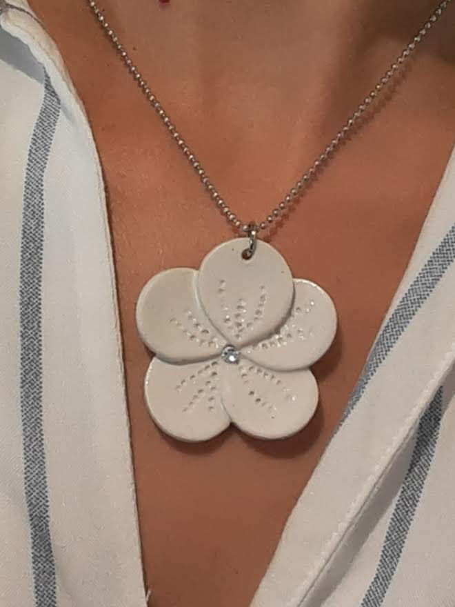 Miniatura: Colar Pluméria