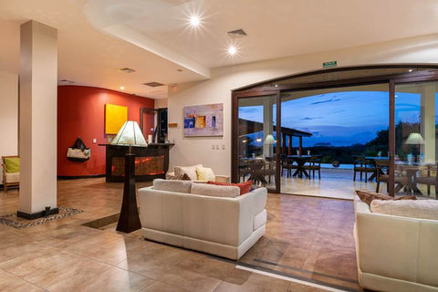 Villa-Buena-Onda-Lobby-with-a-View-3-1.jpeg