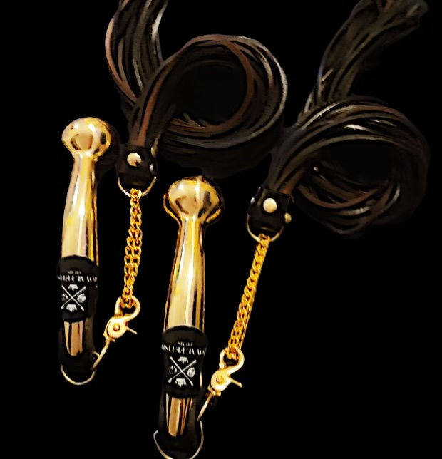 Thumbnail: 1 Swivel Leather Flogger