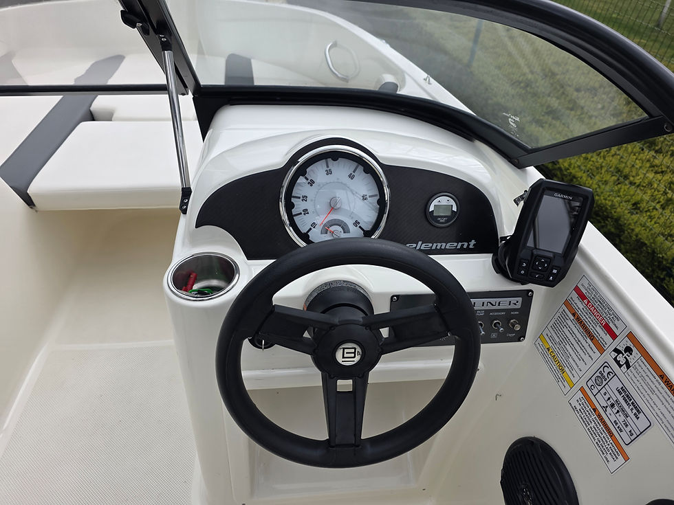 Thumbnail: Bayliner E5