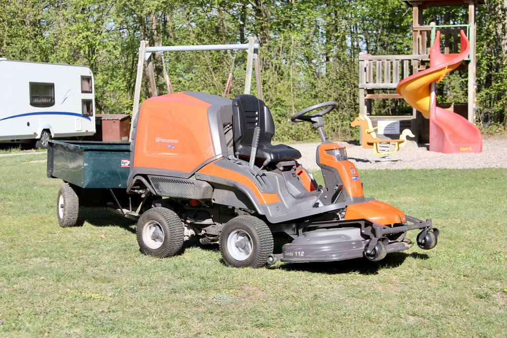 Der neue Rasenmäher ist da!