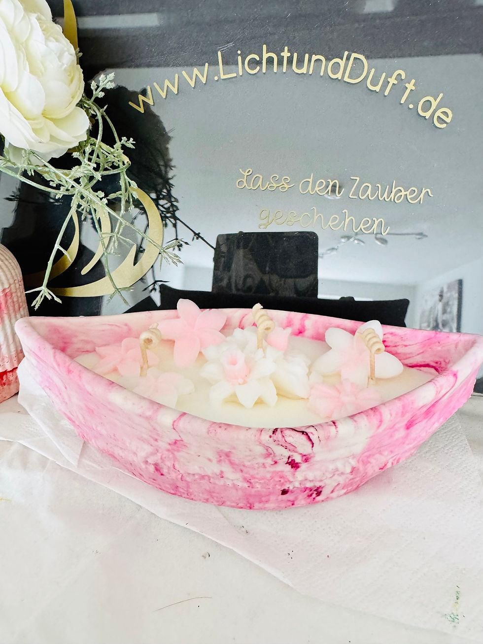 Marmor-Rosé Wachsschale in Bootdesign