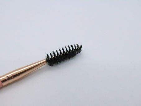 Can you brush your lash extensions 3 weeks later without getting stuck?