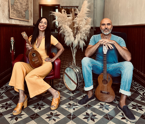 DUO JFT UKES SOURIRE 24 WEB.jpg
