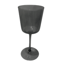 Black Wine Glass_edited_edited_edited.pn