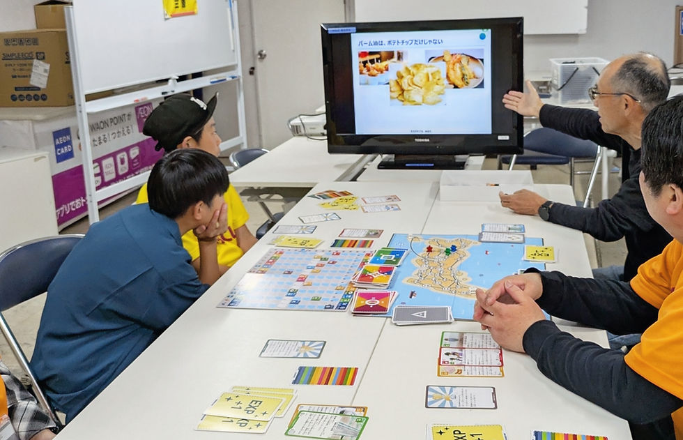 ポテトチップスと地球温暖化のつながりを真剣にきく参加者