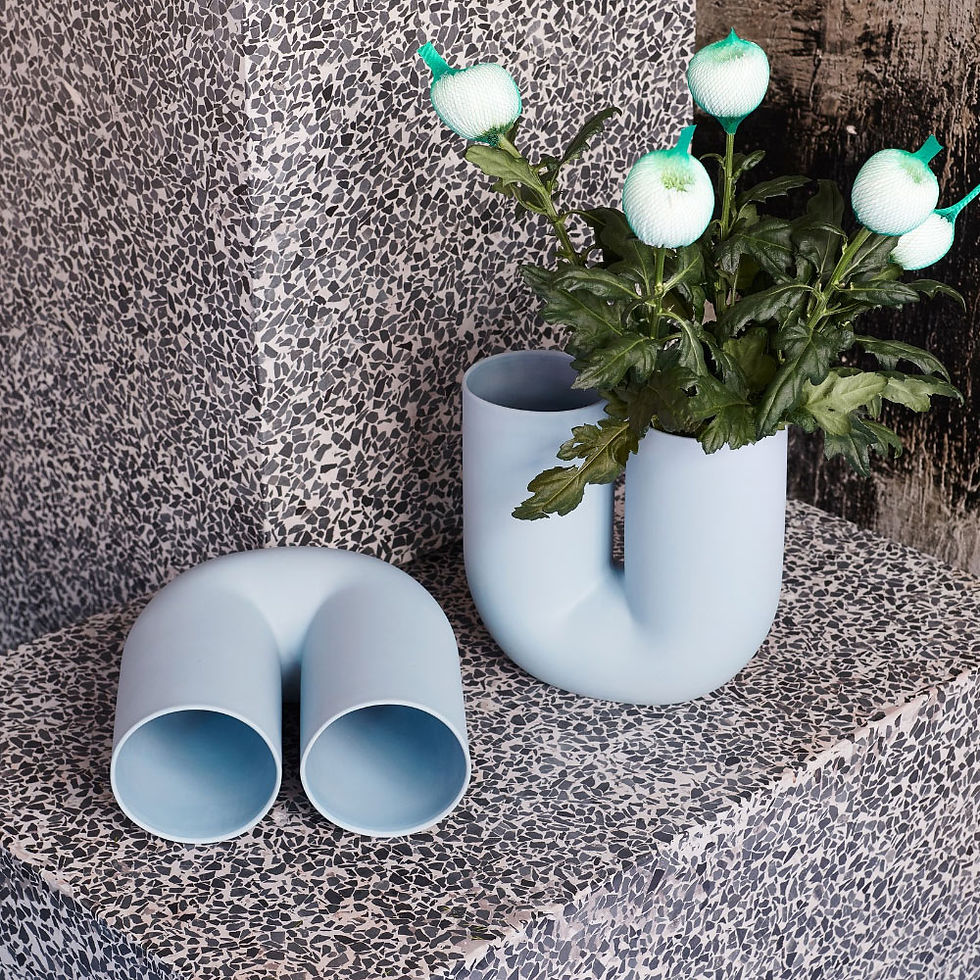 縮圖：Kink Vase 扭結花器