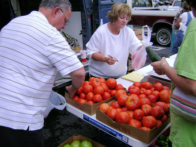 Farmers' markets offer producers numerous opportunities to sell their products directly to consumers. Image Credit - Jeff Ishee