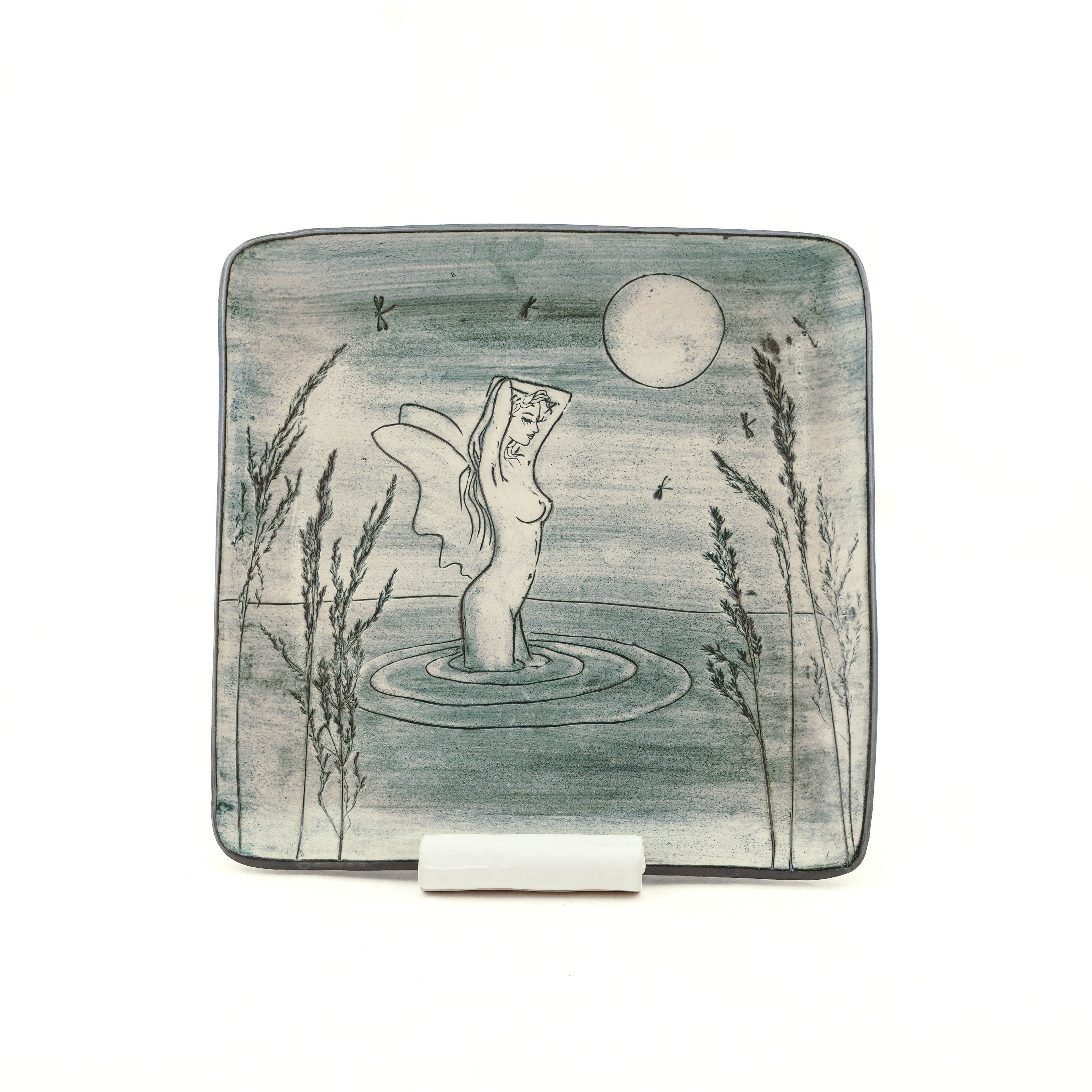 350. Kandiline alus `Haldjas vees´