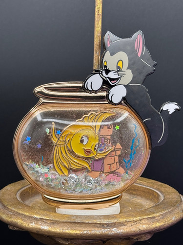 Disney Figaro & Cleo ピンバッジ 34923111_hi?h=630