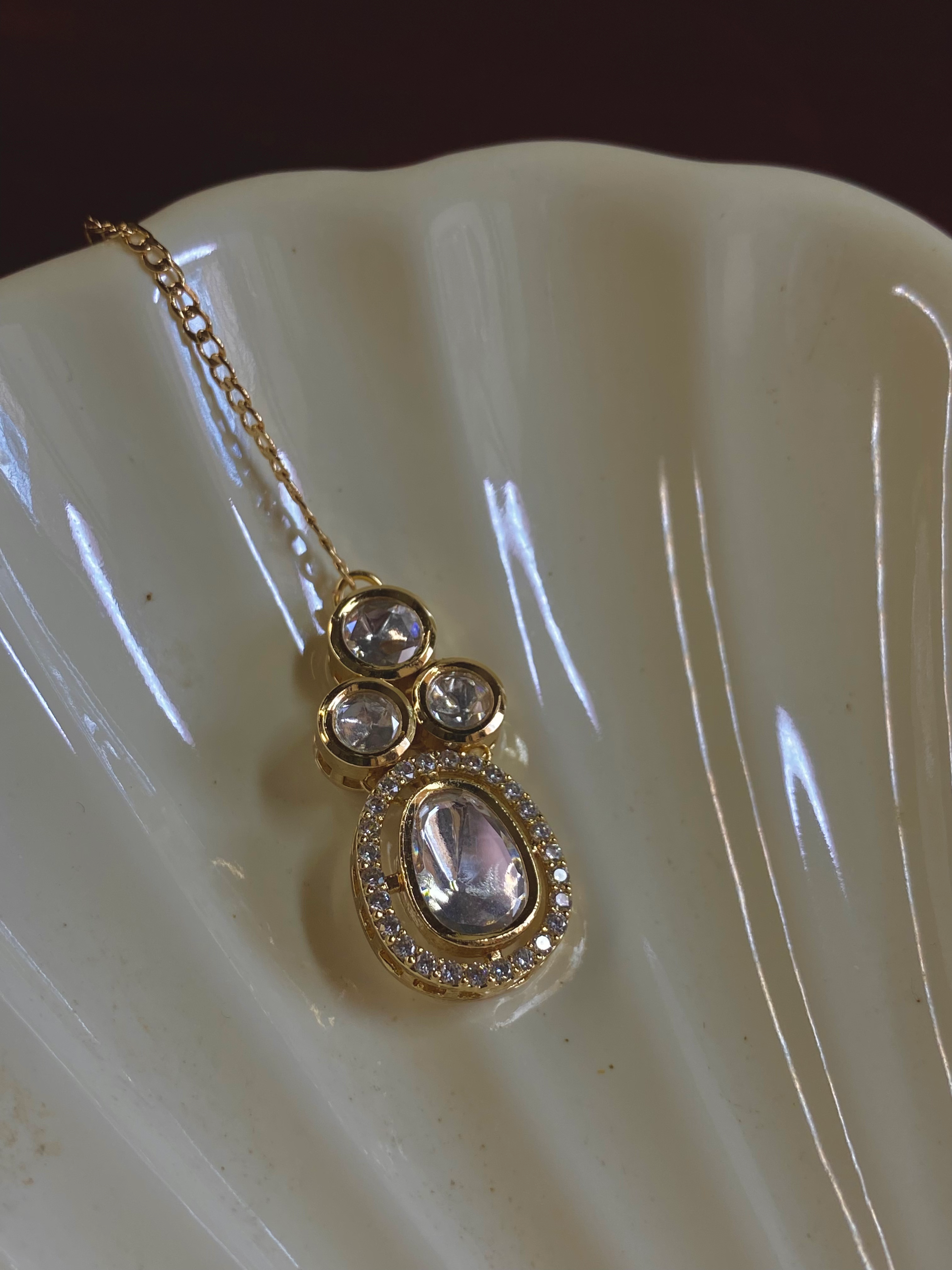 Starfall Teardrop Maang Teeka