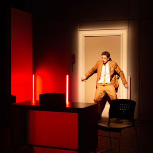 AIRPORT AND THE STRANGE PACKAGE