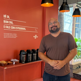 Dê oi, bom dia, e fale com estranhos