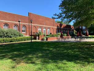 BDH Closures During Breaks Cause Strain for Students