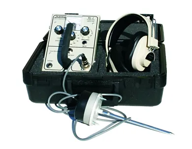 XL-2 leak detector
