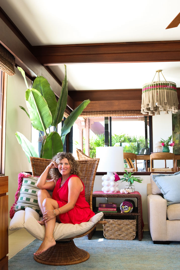 Memento Interior Design Interior Designer Paige Smith Hawaii Dining Room Kitchen Villa Colorful Pattern Wallpaper Remodel Interiors Renovation House
