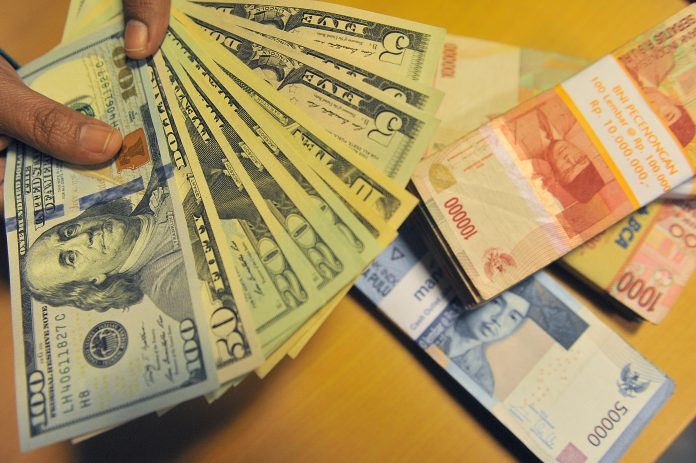 PT. Solid Gold Berjangka | Rupiah Kamis Pagi Melemah 93 Poin ke Rp15.658/USD