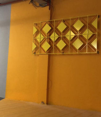 Diseño de interiores, dirección de arte, decoración, coordinación general de obra, logística y producción general. ADN Colectivo.