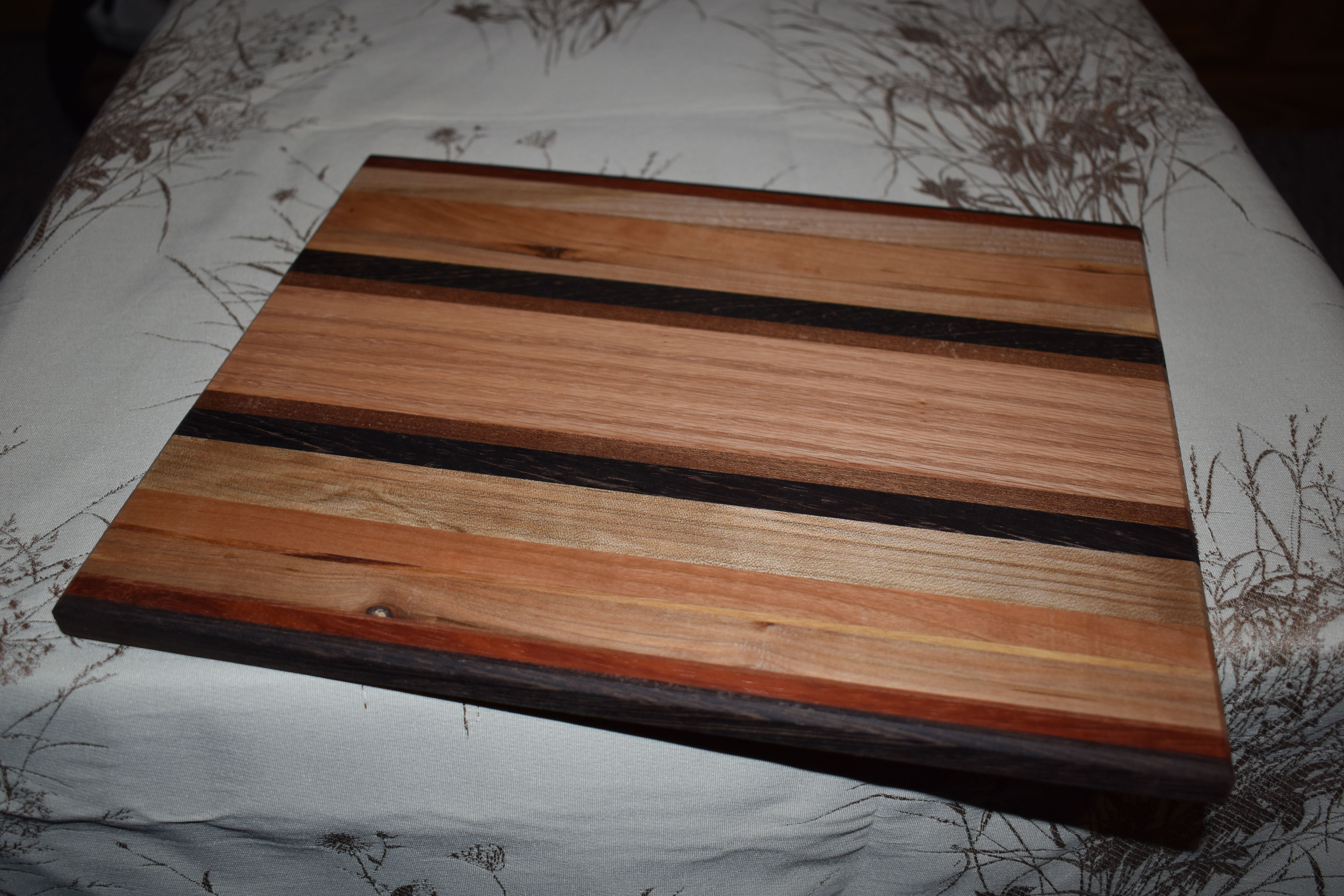 Medium Exotic Charcuterie