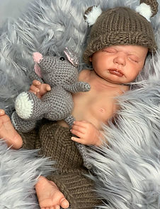 67110774_704139826682731_766812334056066