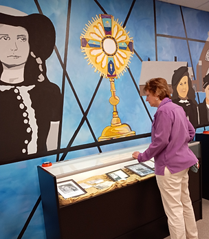 image a a visitor at the mother Angelica museum