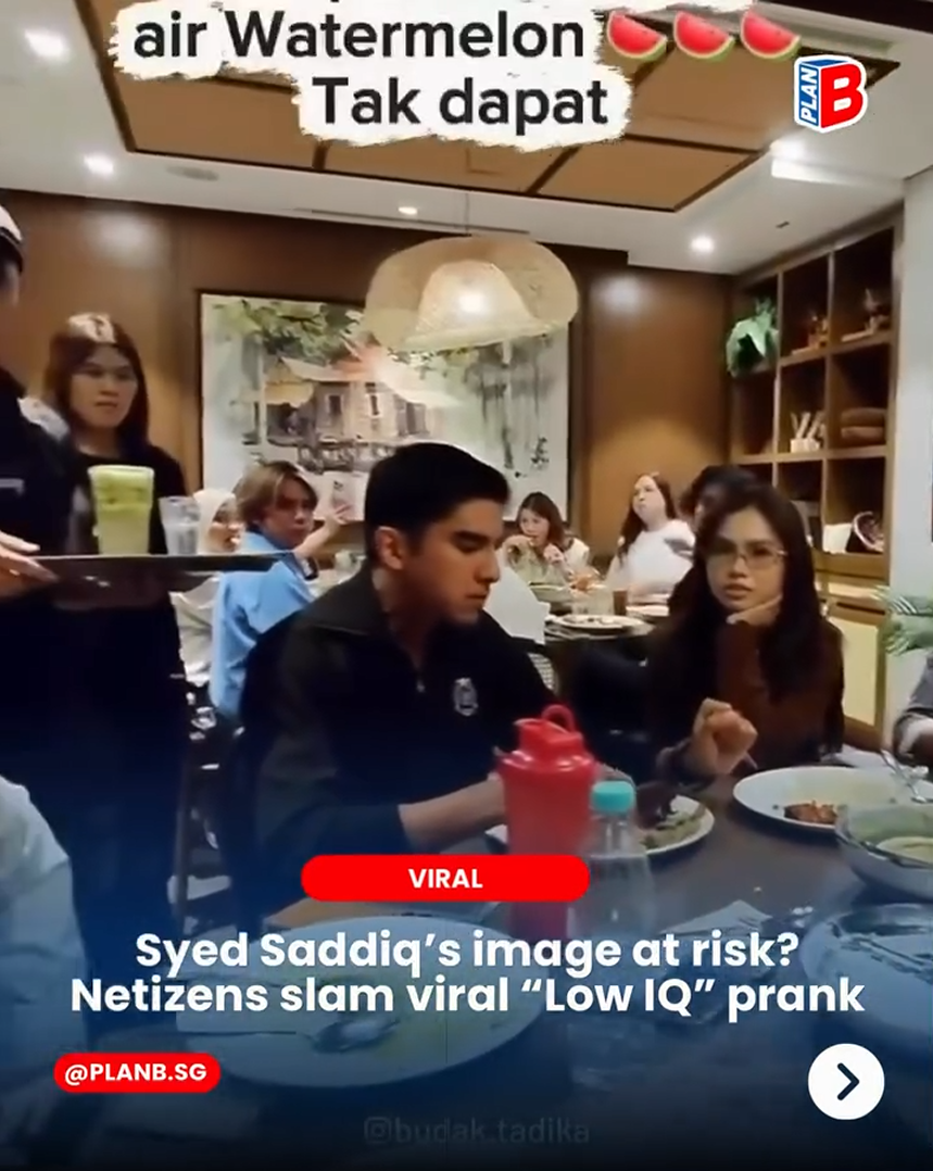People dining in a restaurant as a server carries drinks; overlay text reads air Watermelon Tak dapat, VIRAL, and a news-style headline.