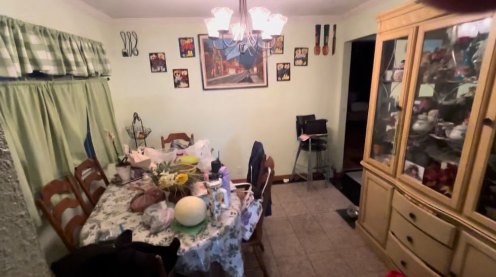George's Dining Room_BEFORE
