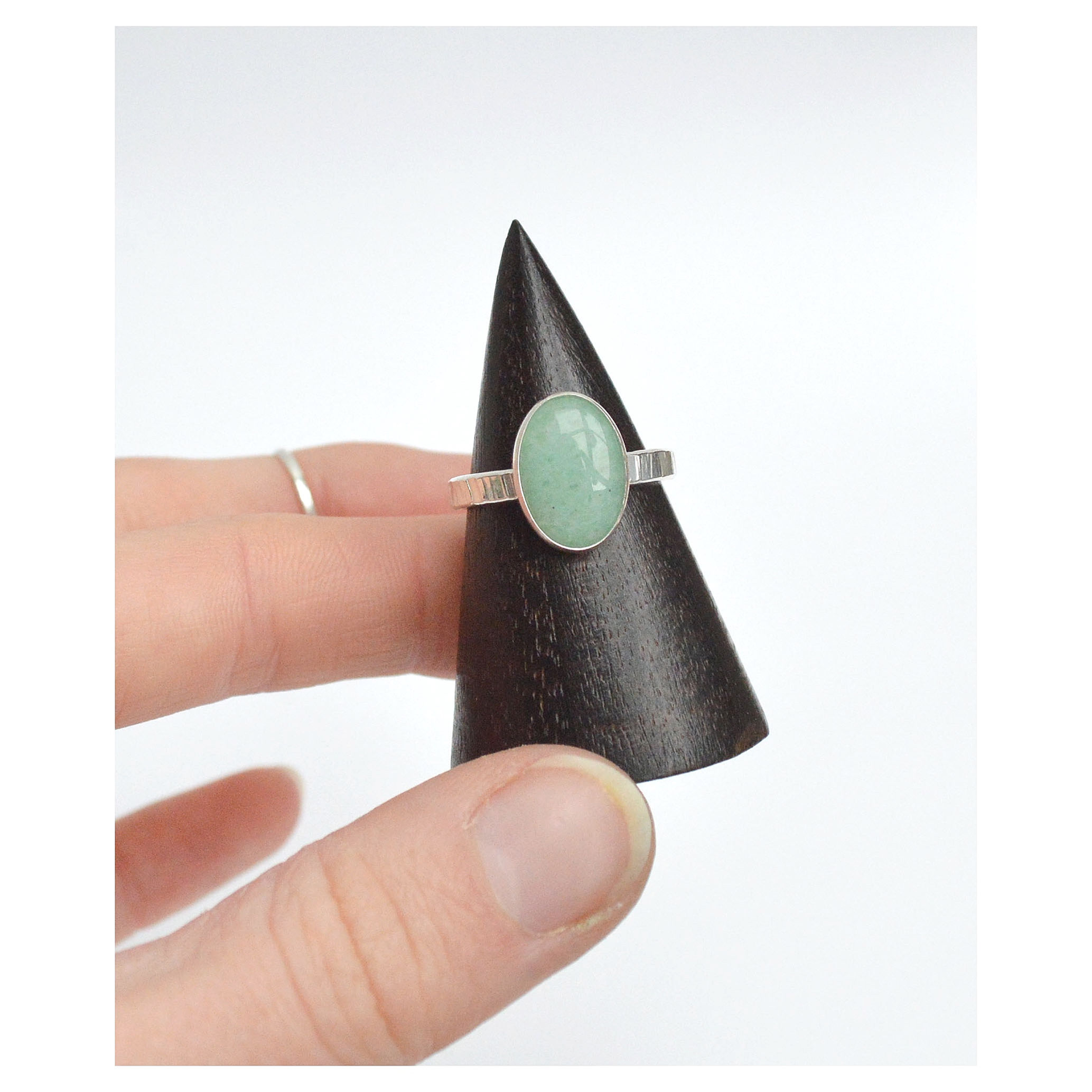 Oval Aventurine Textured Ring
