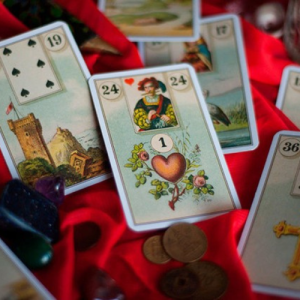 Miniatura: A Arte da Cartomancia Cigana: Segredos Revelados